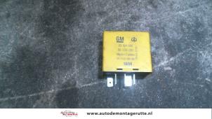 Used Relay Opel Vectra Price on request offered by Autodemontage M.J. Rutte B.V.