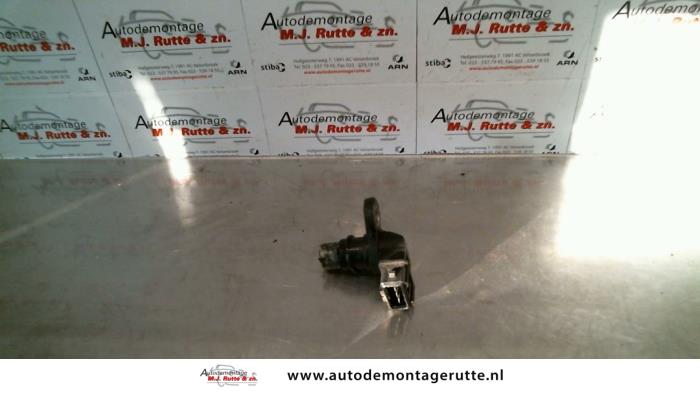 Usados Sensor BDP Kia Carens II (FJ) 1.8i 16V Precio de solicitud ofrecido por Autodemontage M.J. Rutte B.V.