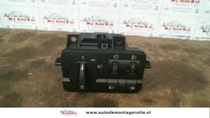 Used Light switch BMW 3 serie Touring (E46/3) 318i Price on request offered by Autodemontage M.J. Rutte B.V.
