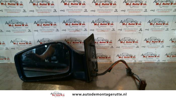 Wing mirror, left from a Peugeot 806 2.0 16V 2002