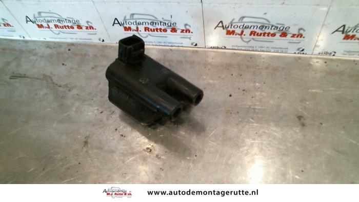 Usagé Bobine Hyundai Accent 1.5i 12V Prix sur demande proposé par Autodemontage M.J. Rutte B.V.