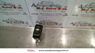Used Electric window switch Citroen Xsara Break (N2) 1.6i Price on request offered by Autodemontage M.J. Rutte B.V.