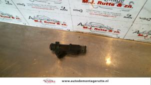 Gebrauchte Injektor (Benzineinspritzung) Citroen Xsara Picasso (CH) 1.8 16V Preis € 15,00 Margenregelung angeboten von Autodemontage M.J. Rutte B.V.