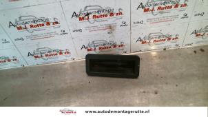 Used Tailgate handle Ford Mondeo IV 2.0 16V Flexifuel Price on request offered by Autodemontage M.J. Rutte B.V.
