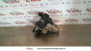Used EGR valve Renault Clio III (BR/CR) 1.5 dCi 70 Price on request offered by Autodemontage M.J. Rutte B.V.