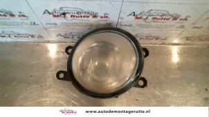 Used Fog light, front left Toyota Avensis Wagon (T25/B1E) 2.2 D-4D 16V Price on request offered by Autodemontage M.J. Rutte B.V.