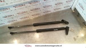 Used Set of tailgate gas struts Toyota Avensis Wagon (T25/B1E) 2.2 D-4D 16V Price on request offered by Autodemontage M.J. Rutte B.V.