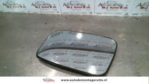 Used Mirror glass, left Volvo V40 (VW) 1.8 16V Price on request offered by Autodemontage M.J. Rutte B.V.