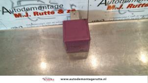 Used Relay Saab 9-5 Price on request offered by Autodemontage M.J. Rutte B.V.