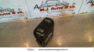 Used Central locking switch Mercedes Vito (638.0) 2.2 CDI 108 16V Price on request offered by Autodemontage M.J. Rutte B.V.