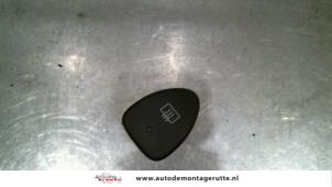 Used Rear window heating switch Hyundai Atos 1.1 12V Prime Price on request offered by Autodemontage M.J. Rutte B.V.