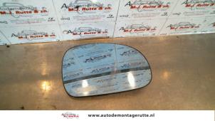 Used Mirror glass, right Peugeot 406 Coupé (8C) 2.9 V6 24V Price on request offered by Autodemontage M.J. Rutte B.V.