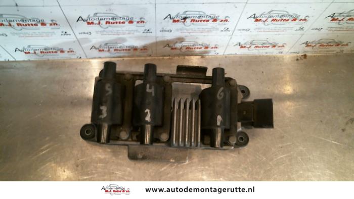 Gebrauchte Zündspule Audi A6 (C5) 2.4 V6 30V Preis auf Anfrage angeboten von Autodemontage M.J. Rutte B.V.