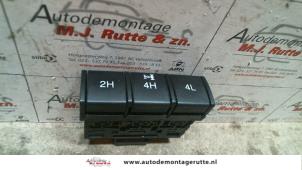 Used Switch Ssang Yong Rexton 2.7 Xdi RX/RJ 270 16V Price on request offered by Autodemontage M.J. Rutte B.V.