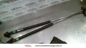 Used Set of tailgate gas struts Mitsubishi Lancer Wagon (CS) 2.0 16V Price on request offered by Autodemontage M.J. Rutte B.V.