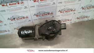Used Front wiper motor Mitsubishi Lancer Wagon (CS) 2.0 16V Price on request offered by Autodemontage M.J. Rutte B.V.