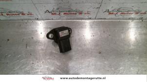 Used Mapping sensor (intake manifold) Suzuki SX4 (EY/GY) 1.6 16V VVT Comfort,Exclusive Autom. Price on request offered by Autodemontage M.J. Rutte B.V.