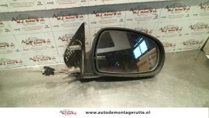 Gebrauchte Außenspiegel rechts Lada Kalina (1118) 1.6 Preis auf Anfrage angeboten von Autodemontage M.J. Rutte B.V.