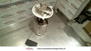 Used Electric fuel pump Lada Kalina (1118) 1.6 Price on request offered by Autodemontage M.J. Rutte B.V.