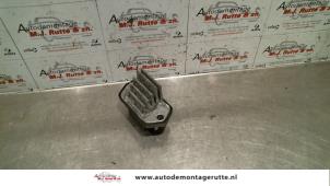 Used Heater resistor Honda Civic (EP/EU) 2.0 16V Type-R Price on request offered by Autodemontage M.J. Rutte B.V.