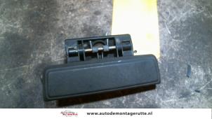 Used Rear door handle 4-door, right Peugeot 205 II (20A/C) 1.1 XE,GE,XL,GL,XR,GR Price on request offered by Autodemontage M.J. Rutte B.V.