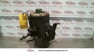 Gebrauchte Lenkkraftverstärker Pumpe Skoda Fabia (6Y2) 1.4i Preis auf Anfrage angeboten von Autodemontage M.J. Rutte B.V.