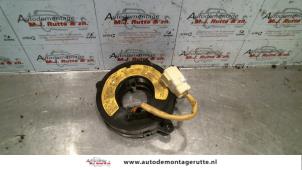 Usados Anillo de airbag Mazda 626 (GW19) 1.8i 16V Precio de solicitud ofrecido por Autodemontage M.J. Rutte B.V.