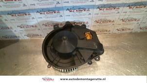 Used Heating and ventilation fan motor Audi A4 (B5) 1.8 20V Price on request offered by Autodemontage M.J. Rutte B.V.