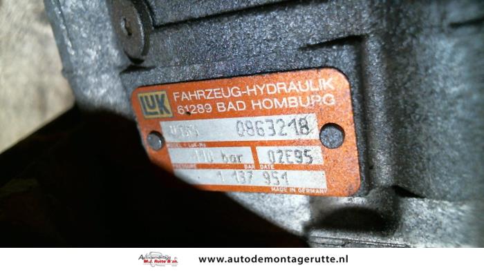 Power steering pump BMW 3-Serie - 0863218 206S1