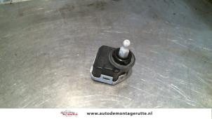 Used Headlight motor Mercedes Sprinter 3t (903) 308 CDI 16V Price on request offered by Autodemontage M.J. Rutte B.V.