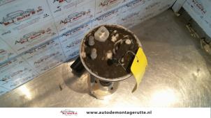 Usados Bomba eléctrica de combustible Hyundai Atos 1.0 12V Precio de solicitud ofrecido por Autodemontage M.J. Rutte B.V.