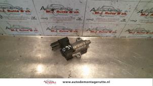Used EGR valve Hyundai Getz 1.4i 16V Price on request offered by Autodemontage M.J. Rutte B.V.