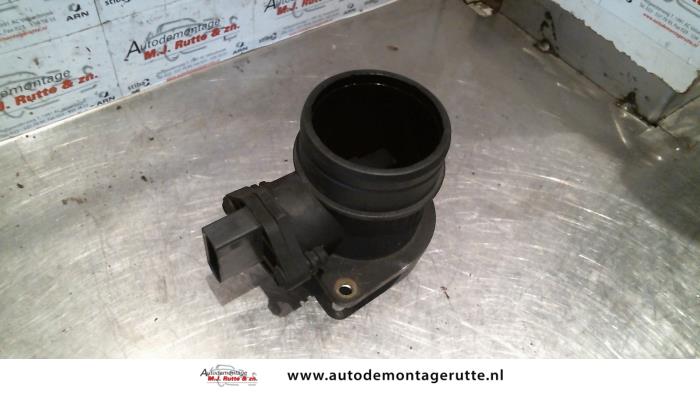 Airflow meter from a Seat Leon (1M1) 1.9 TDI 110 2002