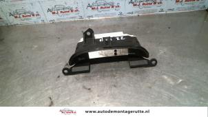 Used Clock Toyota Celica (ZZT230/231) 1.8i 16V Price on request offered by Autodemontage M.J. Rutte B.V.