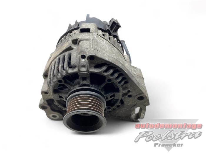 Used Dynamo Volkswagen Polo III (6N1) 1.4i 60 Price € 14,95 Margin scheme offered by Autodemontage Poelstra B.V.