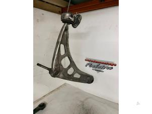 Used Front wishbone, right BMW 3 serie (E46/4) 320d 16V Price € 40,00 Margin scheme offered by Autodemontage poelsta B.V.