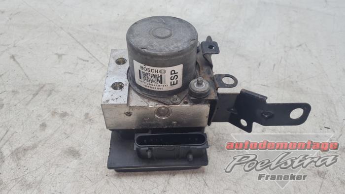 Used ABS pump Fiat Bravo (198A) 1.9 JTD Multijet Price € 49,50 Margin scheme offered by Autodemontage Poelstra B.V.