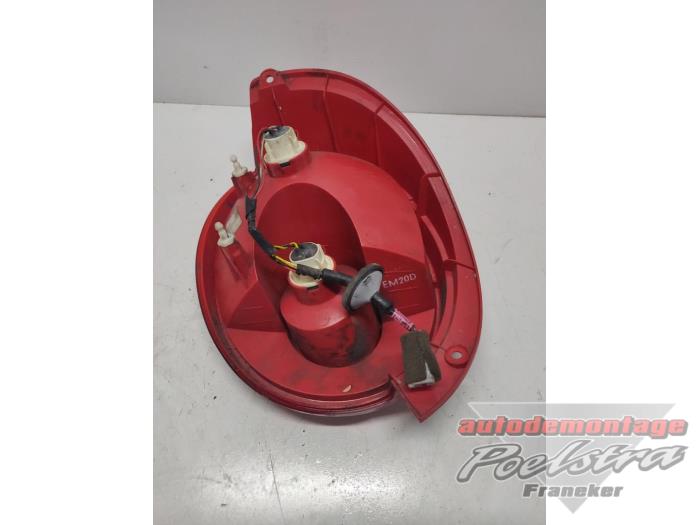 Middle console Ford Fiesta 6 1.25 16V - 0526100792601