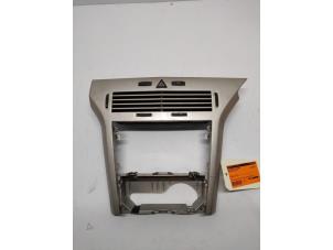 Used Dashboard vent Opel Astra H (L48) 1.2 16V Twinport Price € 50,00 Margin scheme offered by Autodemontage poelsta B.V.