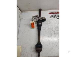Used Front drive shaft, right Peugeot 206 (2A/C/H/J/S) 1.6 16V Price € 50,00 Margin scheme offered by Autodemontage poelsta B.V.
