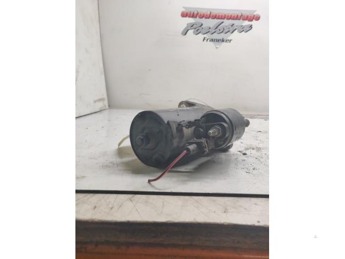 Starter from a Volkswagen Polo IV (9N1/2/3) 1.9 SDI 2002