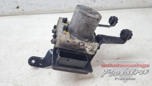 ABS-pump från en BMW 5 serie Touring (E61) 535d 24V 2005