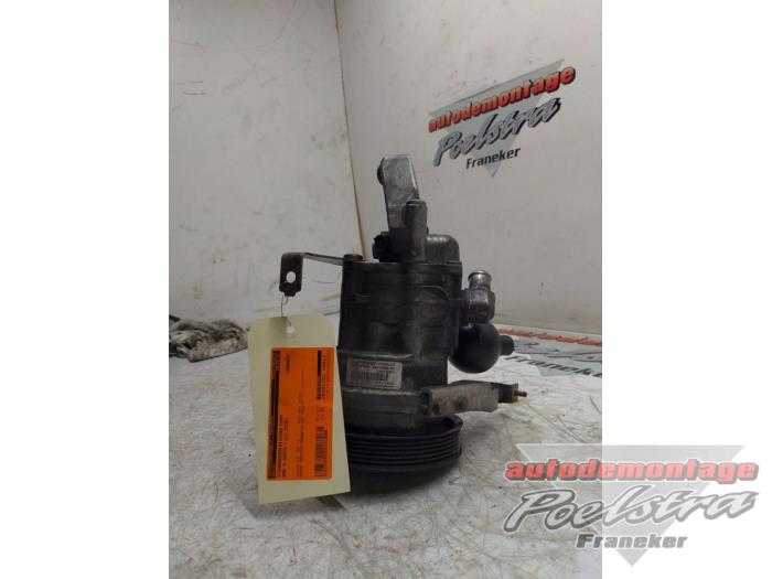 Usagé Pompe de direction BMW 5 serie Touring (E61) 535d 24V Prix € 24,00 Règlement à la marge proposé par Autodemontage Poelstra B.V.
