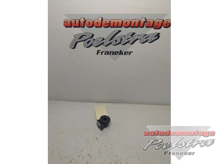 Used Ignition computer Renault Twingo II (CN) 1.2 16V Price € 19,95 Margin scheme offered by Autodemontage Poelstra B.V.