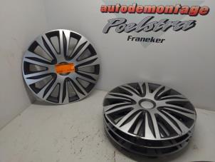 Used Wheel cover set Peugeot 307 1.6 HDi 90 16V Price € 20,00 Margin scheme offered by Autodemontage P. Poelstra