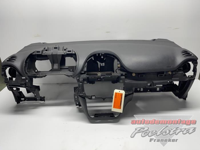Używane Panel Fiat Punto Evo (199) 1.3 JTD Multijet 85 16V Euro 5 Cena € 49,00 Procedura marży oferowane przez Autodemontage Poelstra B.V.