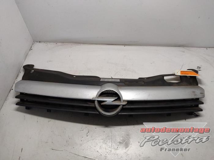 Grill Opel Astra H (L48), 2004 / 2010 1.2 16V Twinport, Halvkombi (Hatchback), 4 dörrar, Bensin, 1.229cc, 59kW (80pk), FWD, Z12XEP; EURO4, 2005-08 / 2010-10 (Begagnad)