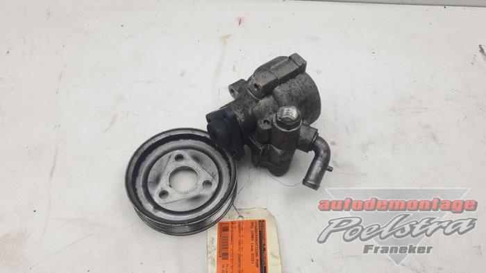 Usagé Pompe de direction Opel Combo 1.3 CDTI 16V ecoFlex Prix € 19,95 Règlement à la marge proposé par Autodemontage Poelstra B.V.