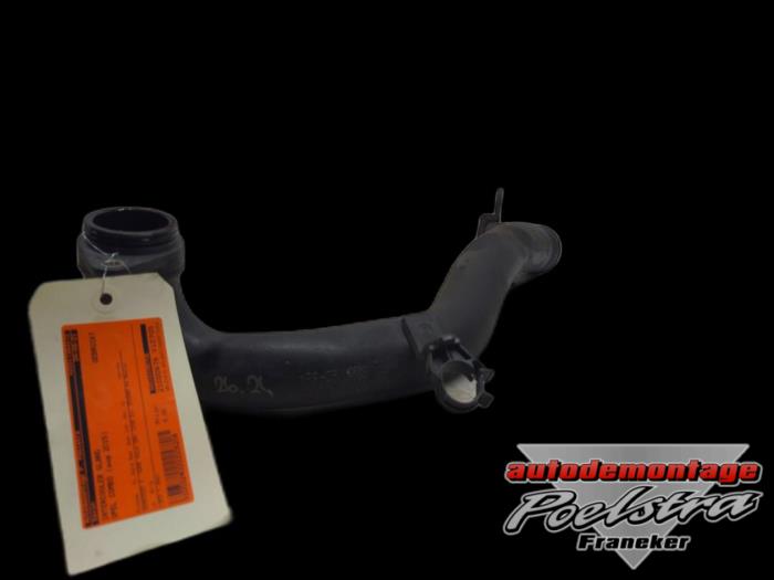 Usagé Tuyau intercooler Opel Combo 1.3 CDTI 16V ecoFlex Prix € 19,95 Règlement à la marge proposé par Autodemontage Poelstra B.V.