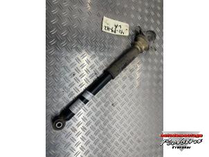 Used Rear shock absorber rod, left Audi A3 (8P1) 1.9 TDI Price € 20,00 Margin scheme offered by Autodemontage poelsta B.V.